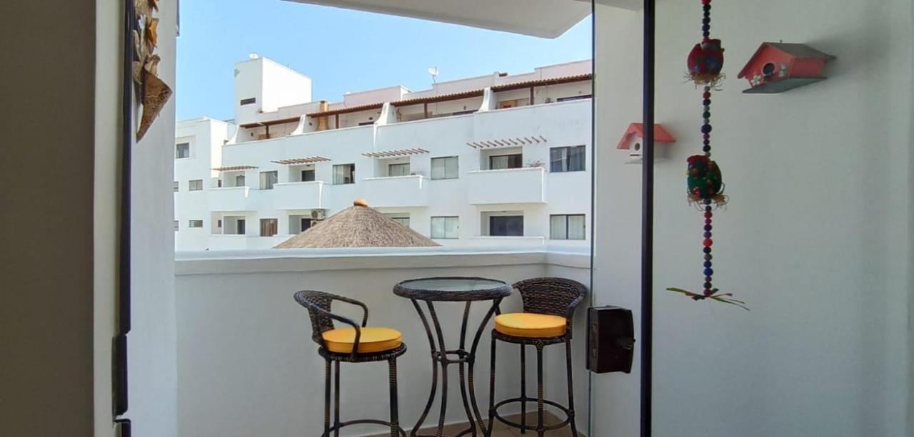 Apto Na Orla Da Praia Grande Com Piscina E Garagem 阿拉亚尔-杜卡布 外观 照片